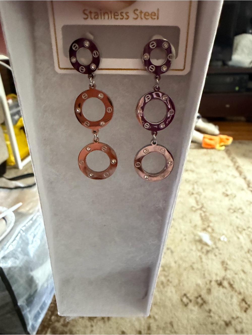 Stainless Steel, hanging design post earrings, fashion jewelry - Picture 4 of 7